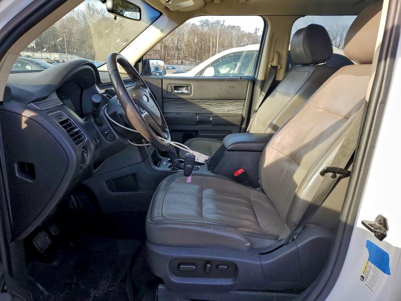 Фото 7 - FORD FLEX