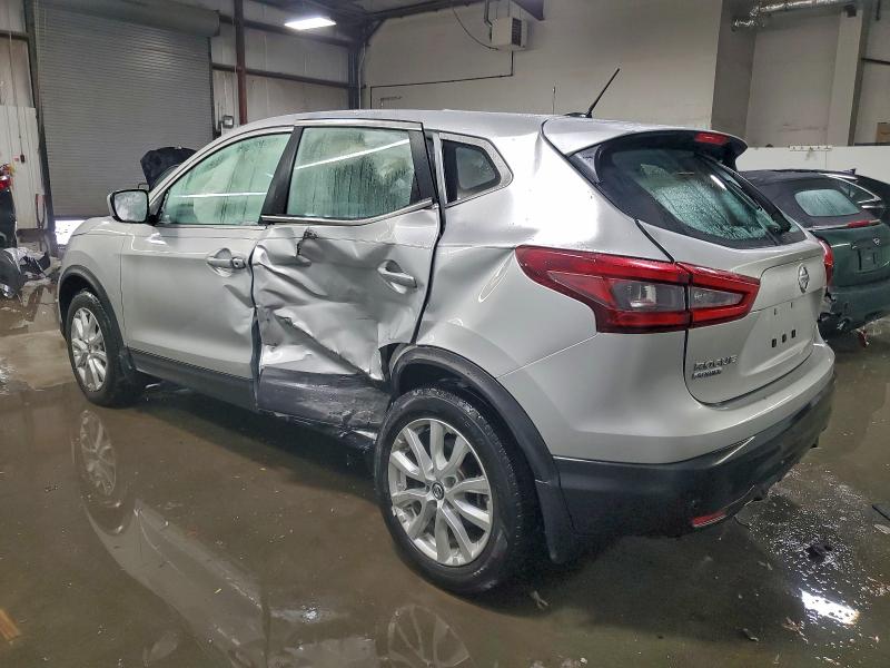 Фото 2 - NISSAN ROGUE