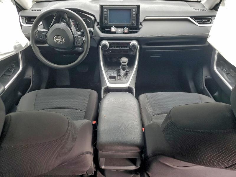 Фото 8 - TOYOTA RAV4