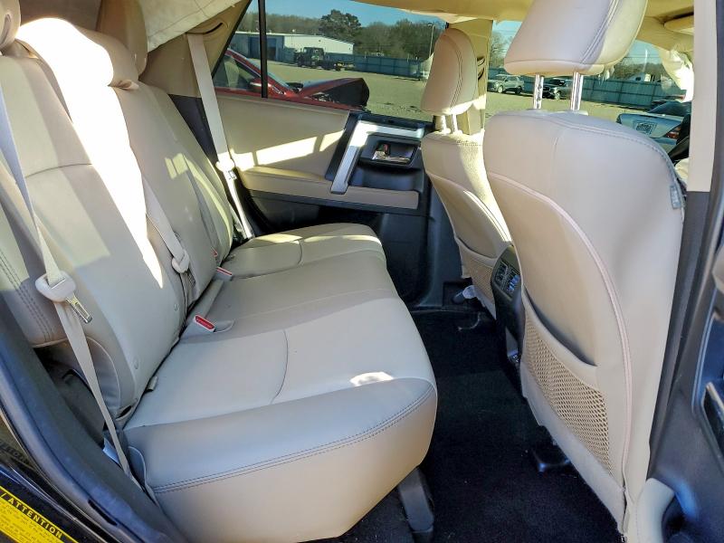 Фото 11 - TOYOTA 4RUNNER