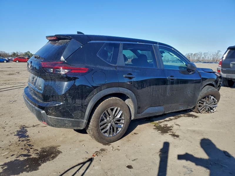 Фото 3 - NISSAN ROGUE