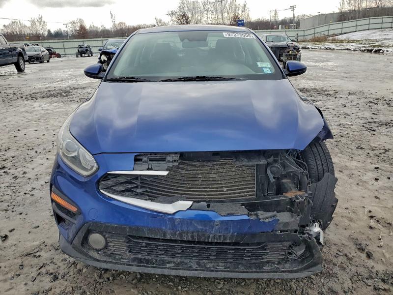 Фото 5 - KIA FORTE