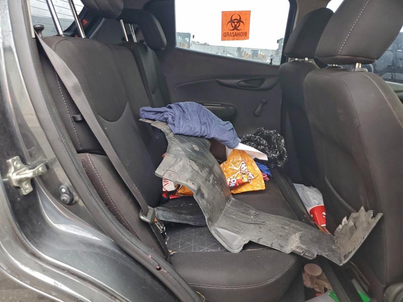 Фото 10 - CHEVROLET SPARK