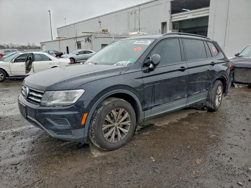 Фото 1 - VOLKSWAGEN TIGUAN