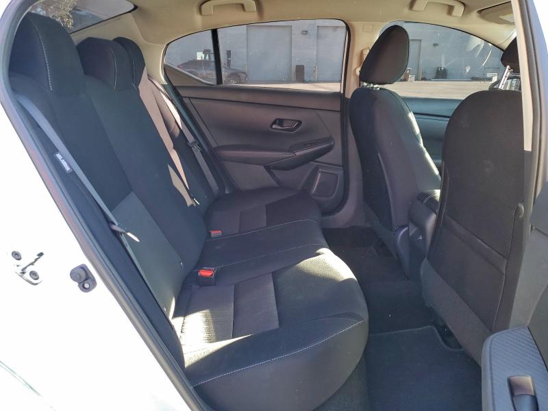 Фото 10 - NISSAN SENTRA