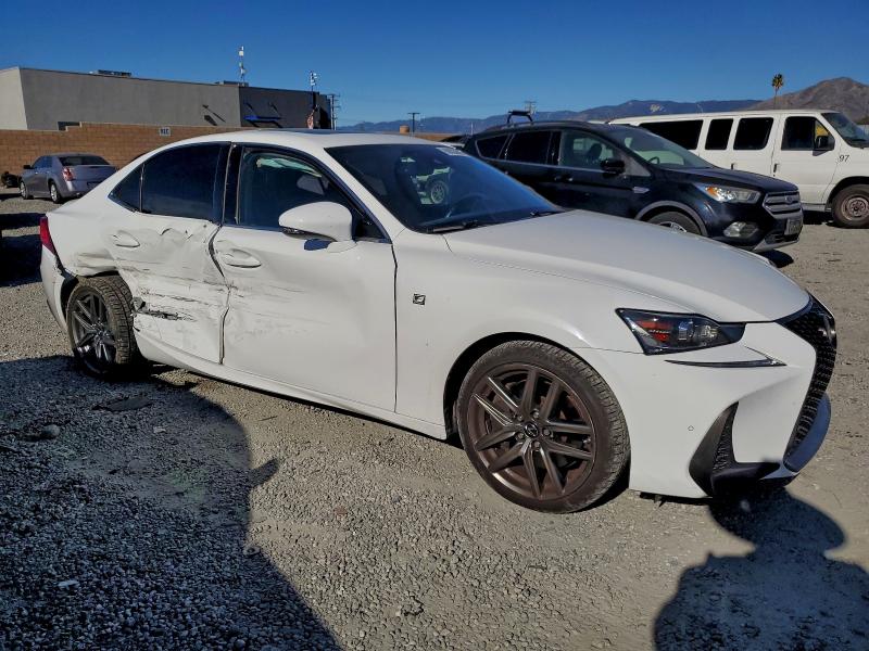 Фото 4 - LEXUS IS