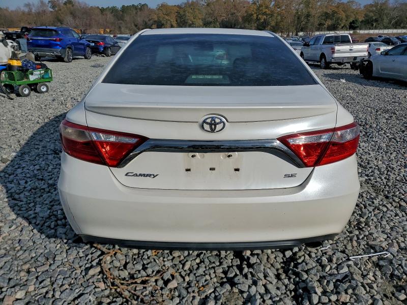 Фото 6 - TOYOTA CAMRY