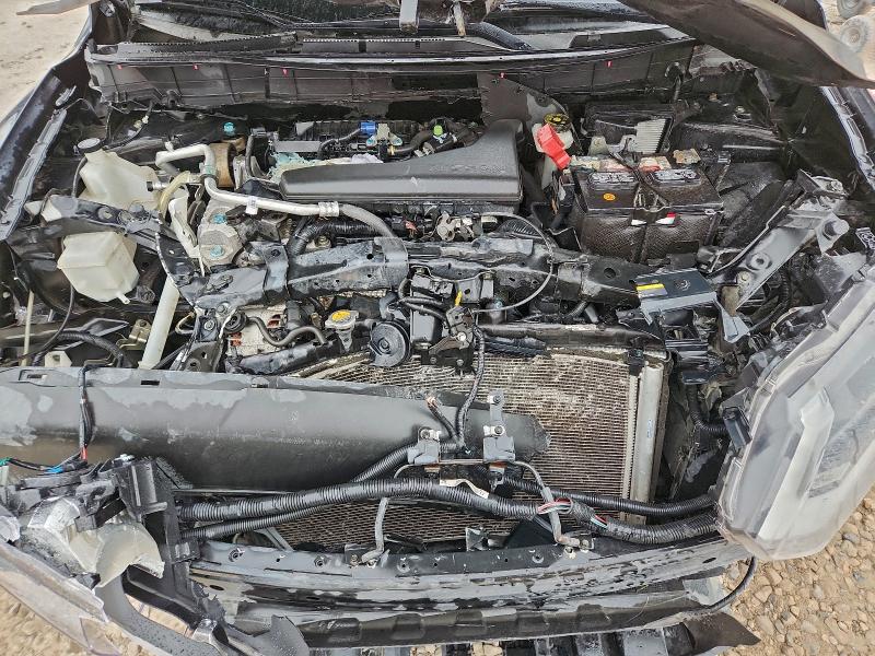 Фото 12 - NISSAN ROGUE