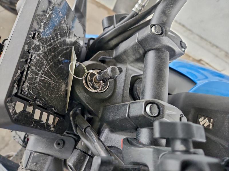 SUZUKI GSX800 R 2023