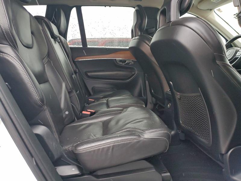 Фото 11 - VOLVO XC90