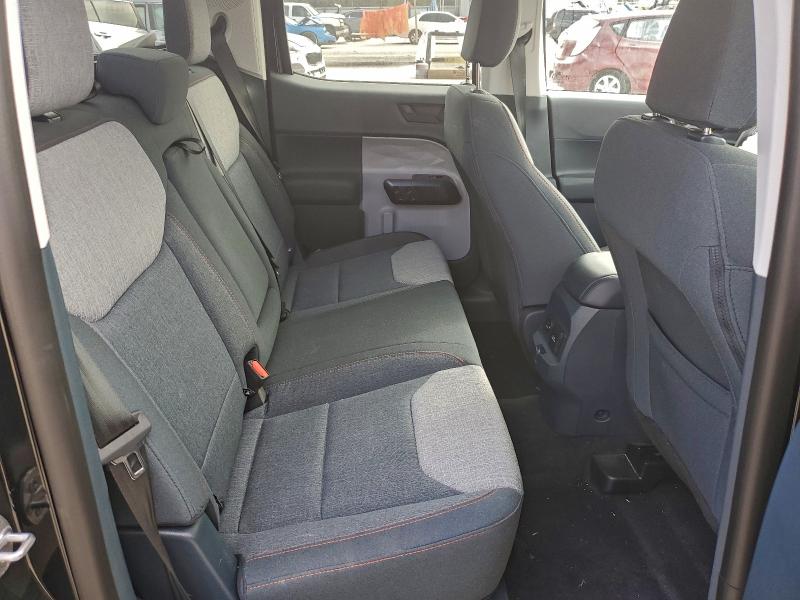 Фото 10 - FORD MAVERICK