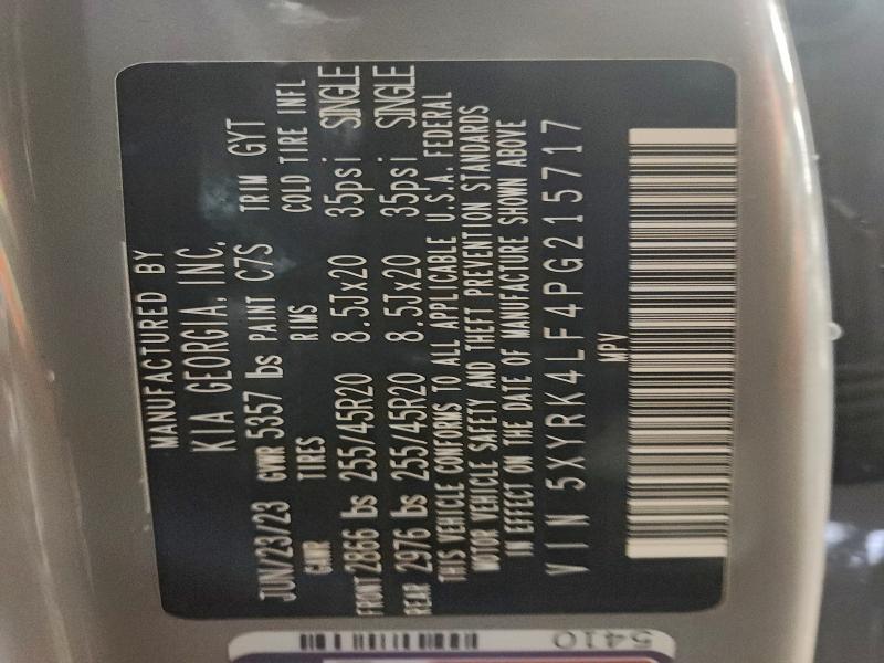 Фото 13 - KIA SORENTO