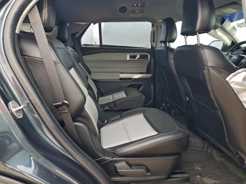 Фото 11 - FORD EXPLORER