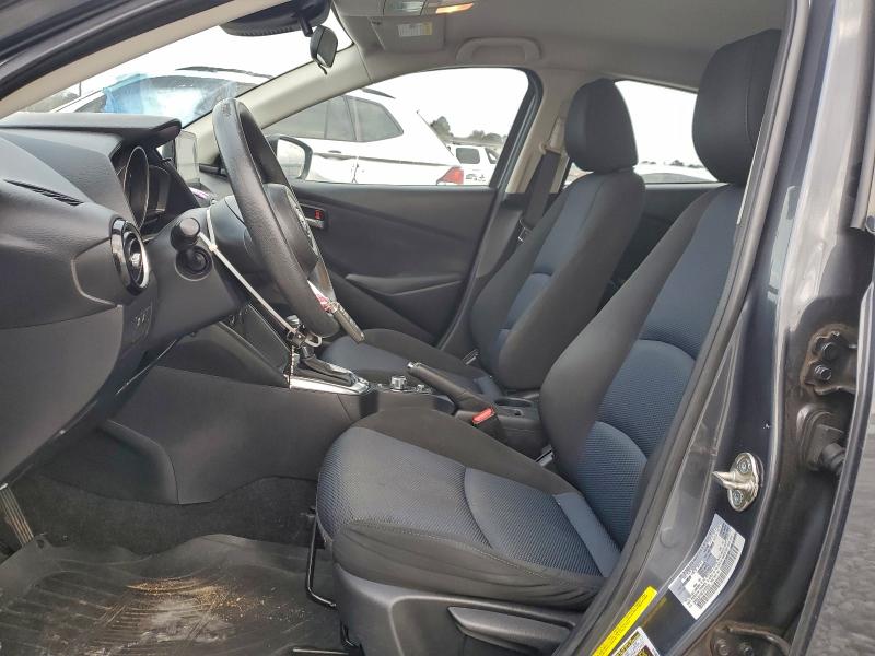 Фото 7 - TOYOTA YARIS