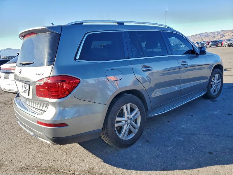 Фото 3 - MERCEDES-BENZ GL-CLASS