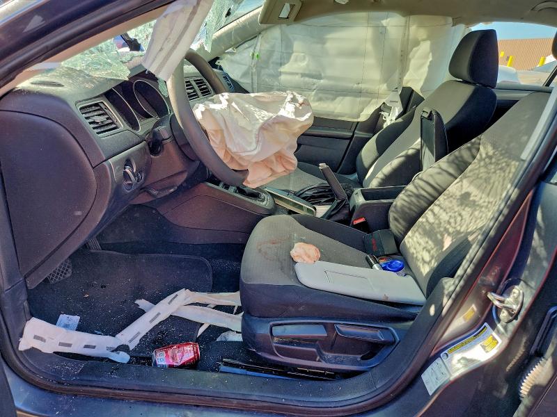 Фото 7 - VOLKSWAGEN JETTA