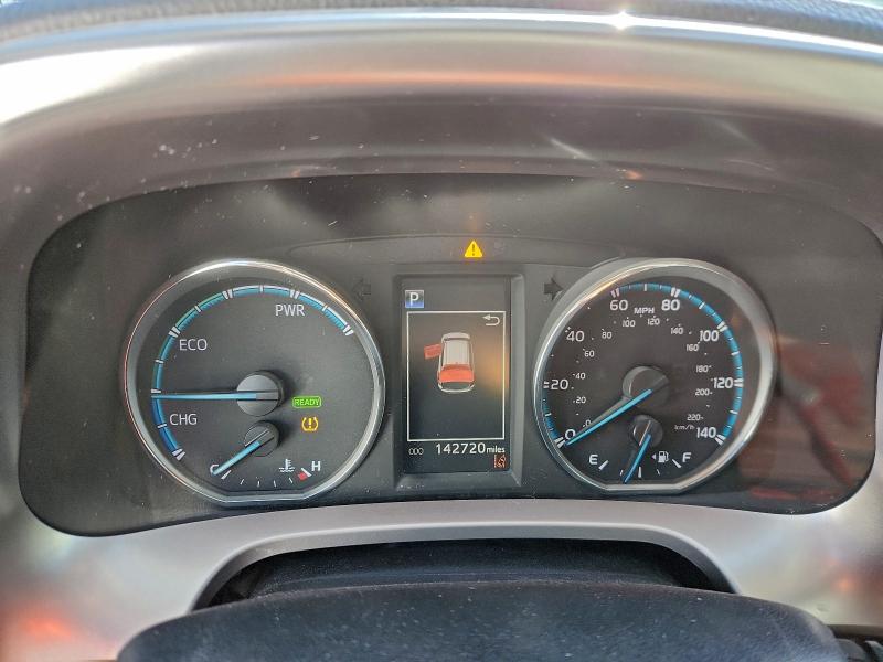 Фото 9 - TOYOTA RAV4