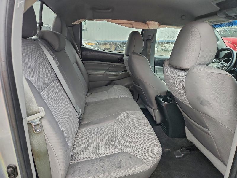 Фото 10 - TOYOTA TACOMA