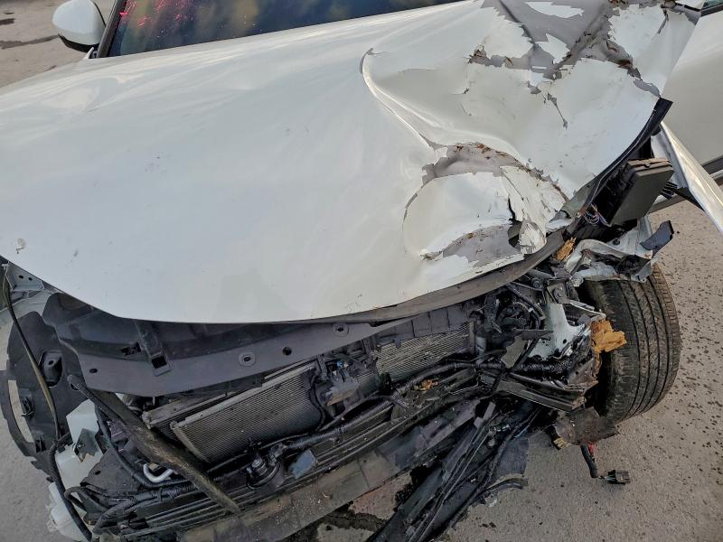 Фото 11 - NISSAN ROGUE