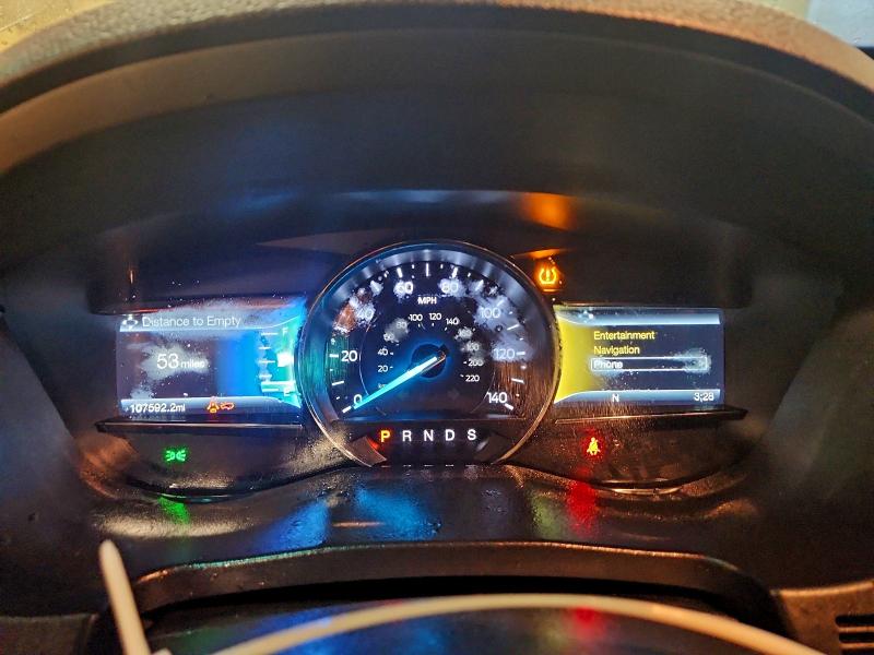 Фото 9 - FORD EXPLORER