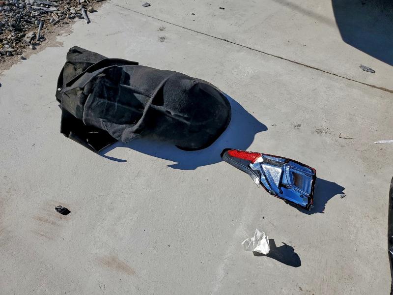 Фото 13 - CHEVROLET SUBURBAN