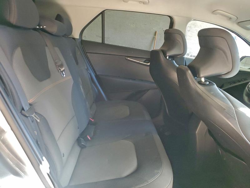 Фото 10 - KIA NIRO