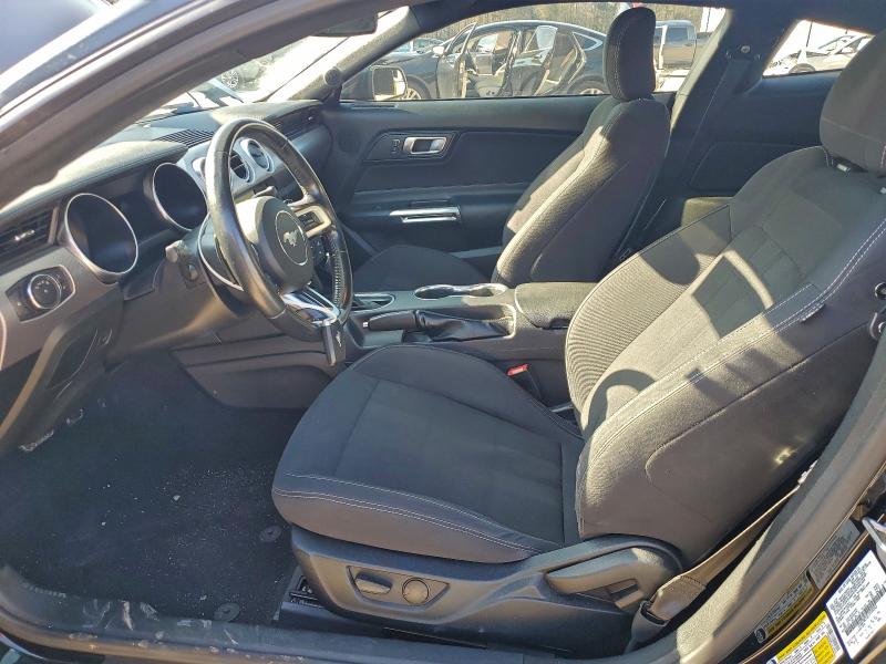 Фото 7 - FORD MUSTANG