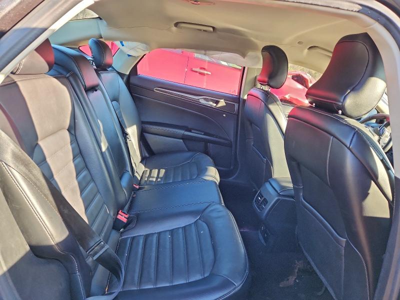 Фото 10 - FORD FUSION