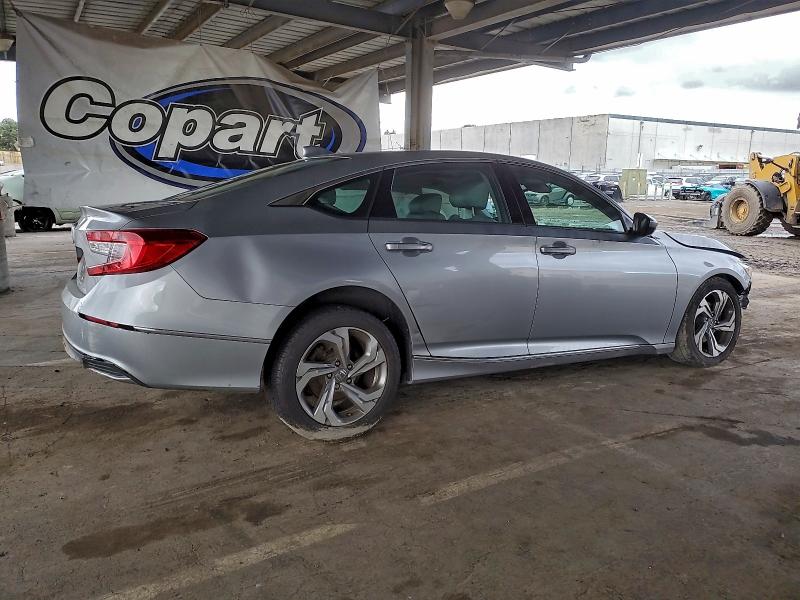 Фото 3 - HONDA ACCORD