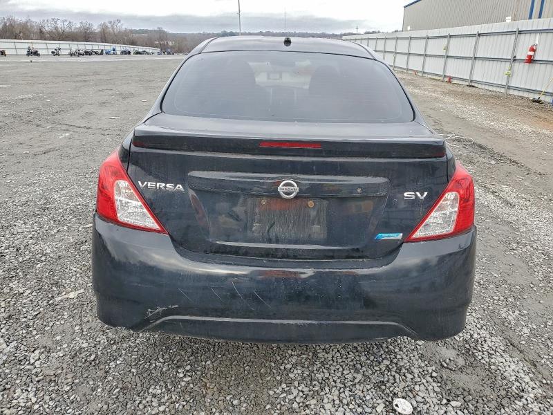 Фото 6 - NISSAN VERSA