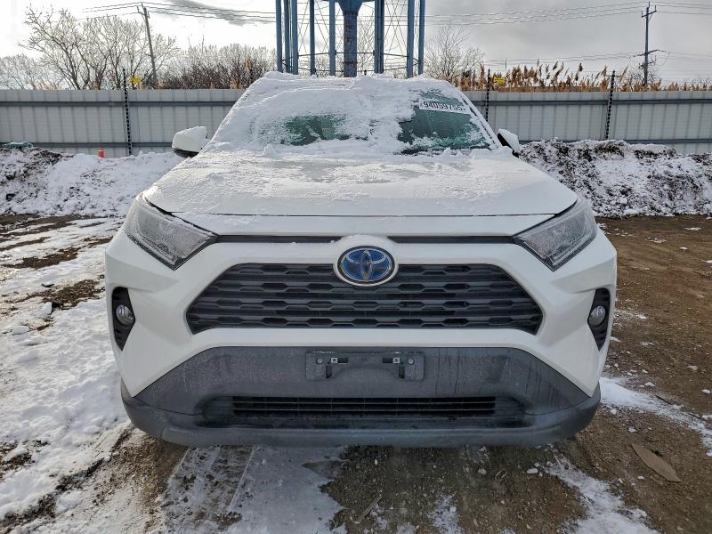 Фото 5 - TOYOTA RAV4