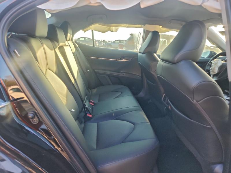 Фото 10 - TOYOTA CAMRY