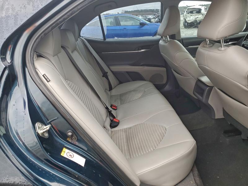 Фото 10 - TOYOTA CAMRY