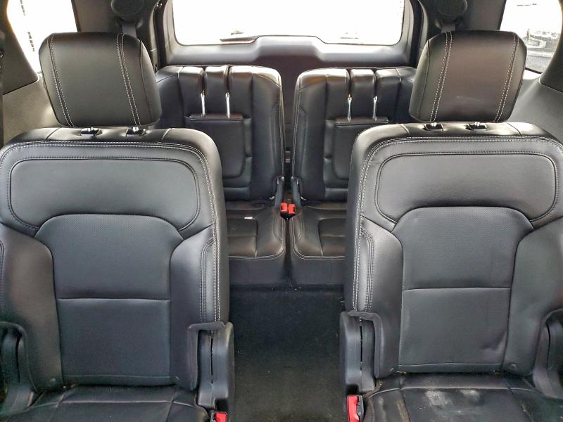 Фото 10 - FORD EXPLORER