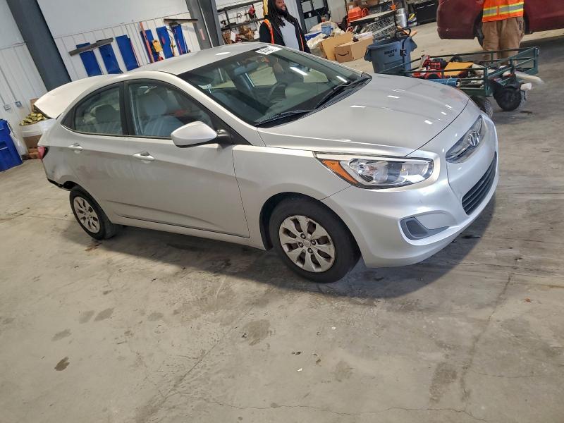 Фото 4 - HYUNDAI ACCENT