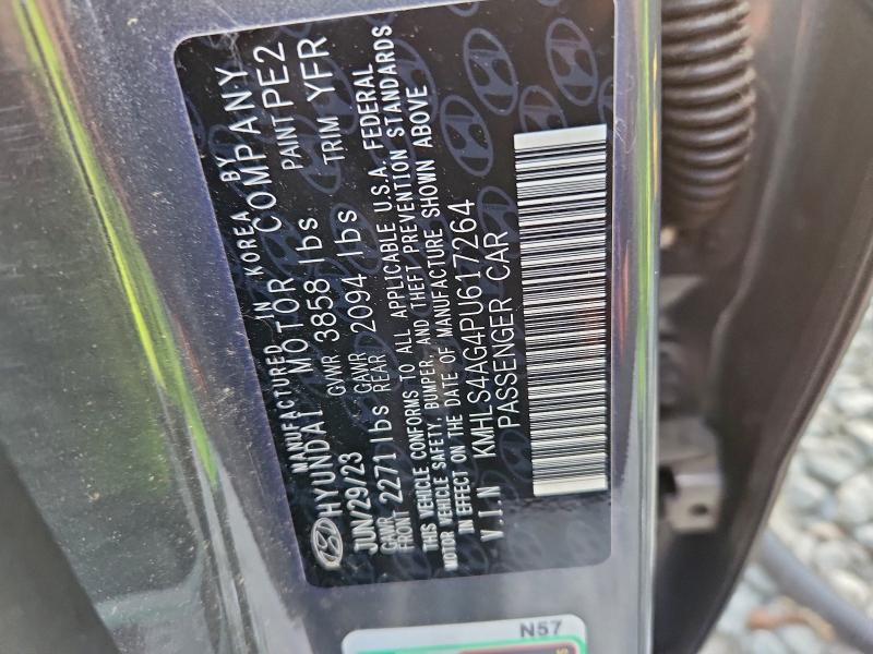 Фото 13 - HYUNDAI ELANTRA