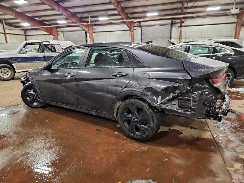 Фото 2 - HYUNDAI ELANTRA