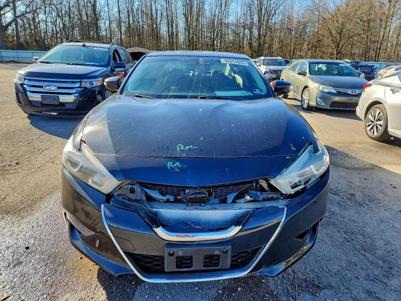 Фото 5 - NISSAN MAXIMA