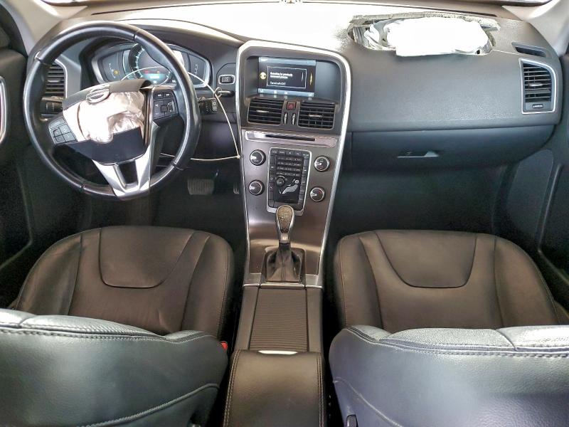 Фото 8 - VOLVO XC60