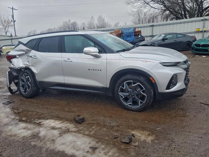 Фото 4 - CHEVROLET BLAZER