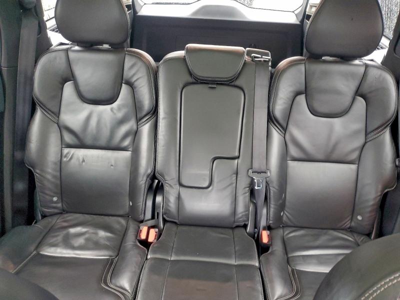 Фото 10 - VOLVO XC90