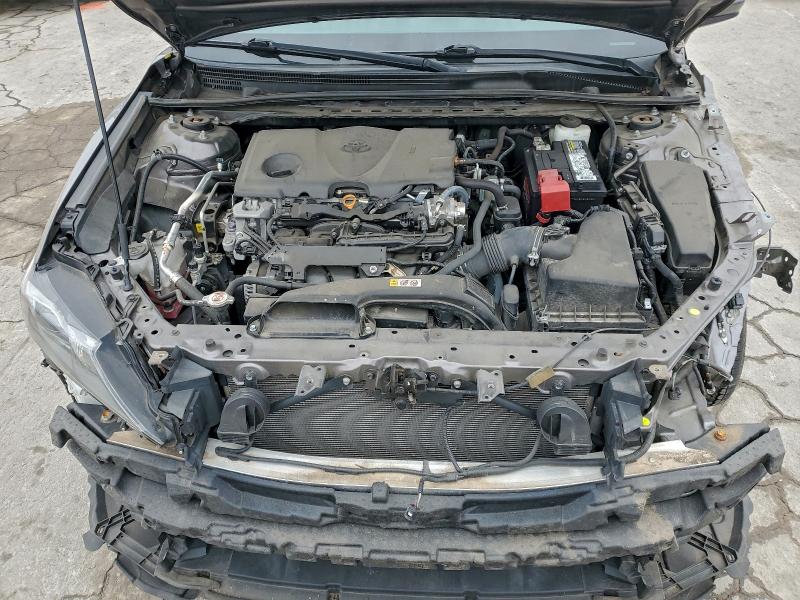 Фото 11 - TOYOTA CAMRY