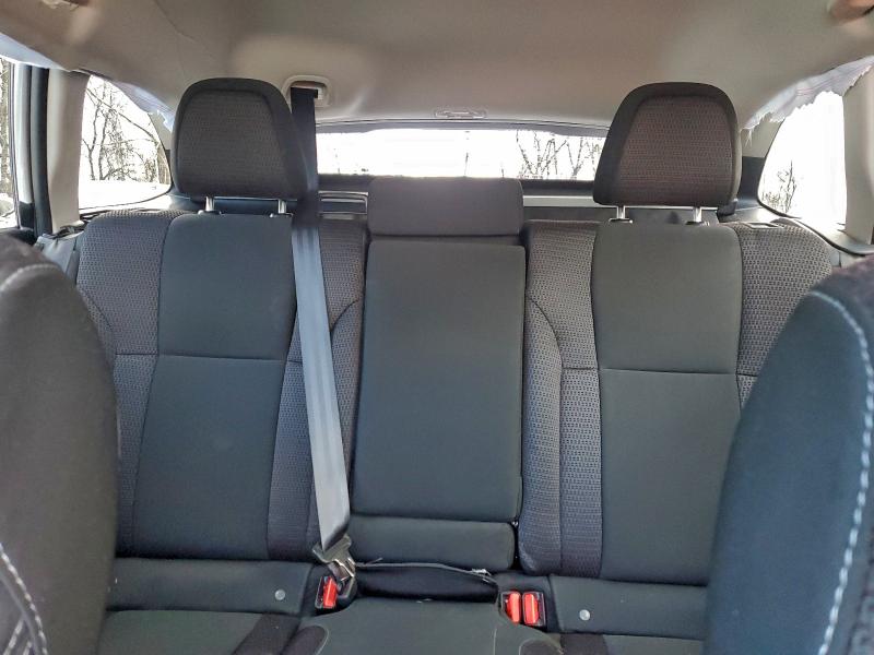 Фото 10 - SUBARU OUTBACK