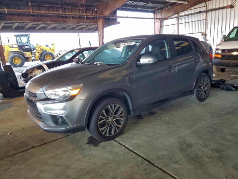 Фото 1 - MITSUBISHI OUTLANDER