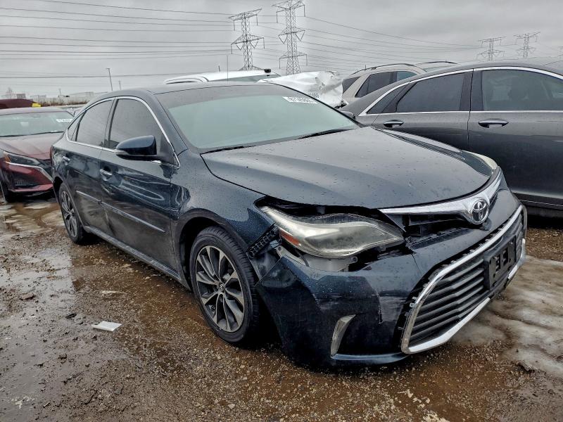 Фото 4 - TOYOTA AVALON