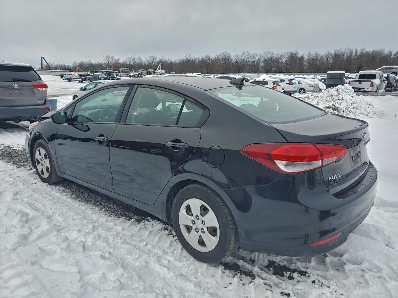 Фото 2 - KIA FORTE