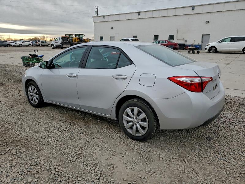 Фото 2 - TOYOTA COROLLA