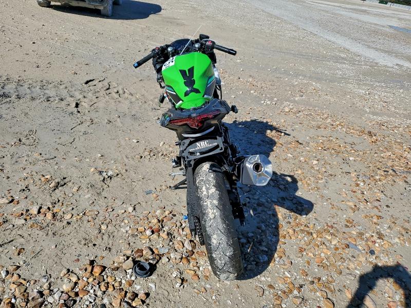 KAWASAKI EX500 A 2025