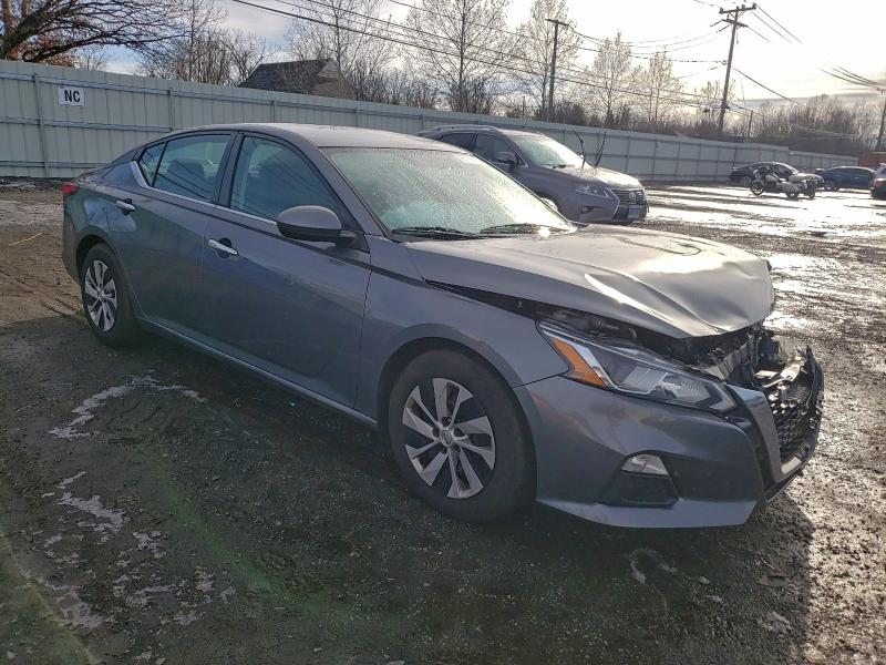 Фото 4 - NISSAN ALTIMA