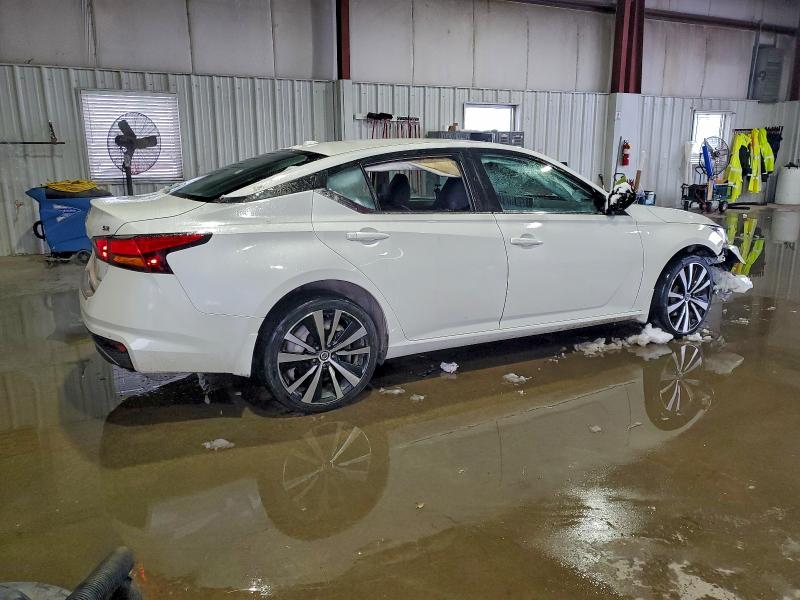 Фото 3 - NISSAN ALTIMA